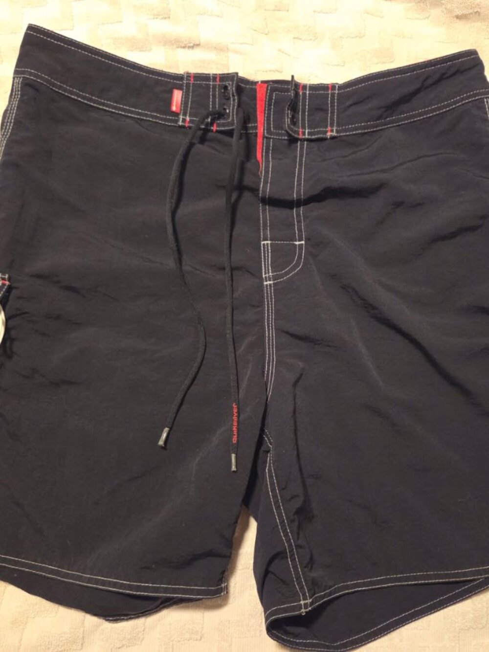 Quicksilver mens boardshorts, black size 34 very good condition